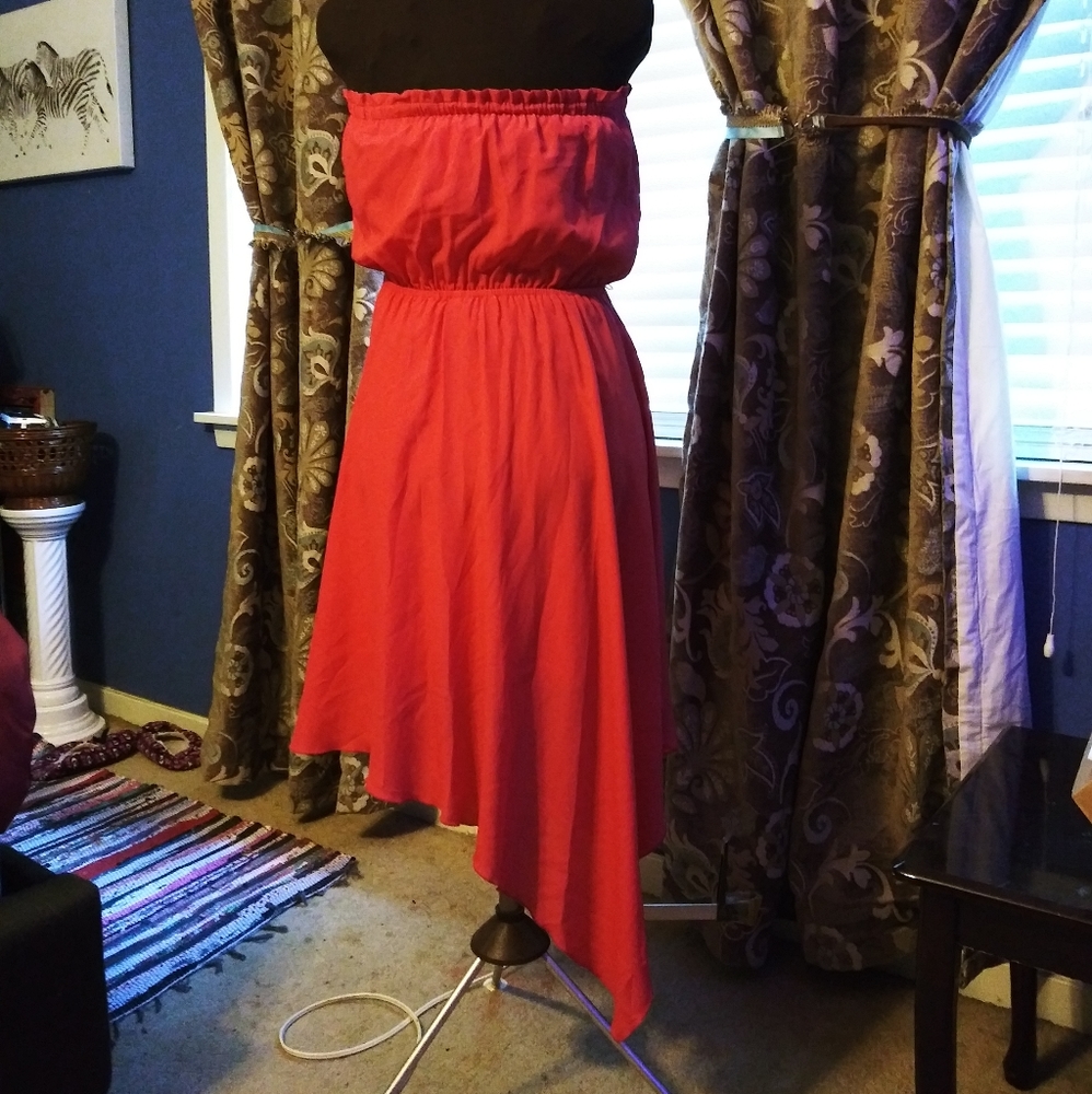 Dress - Picture 2 of 3
